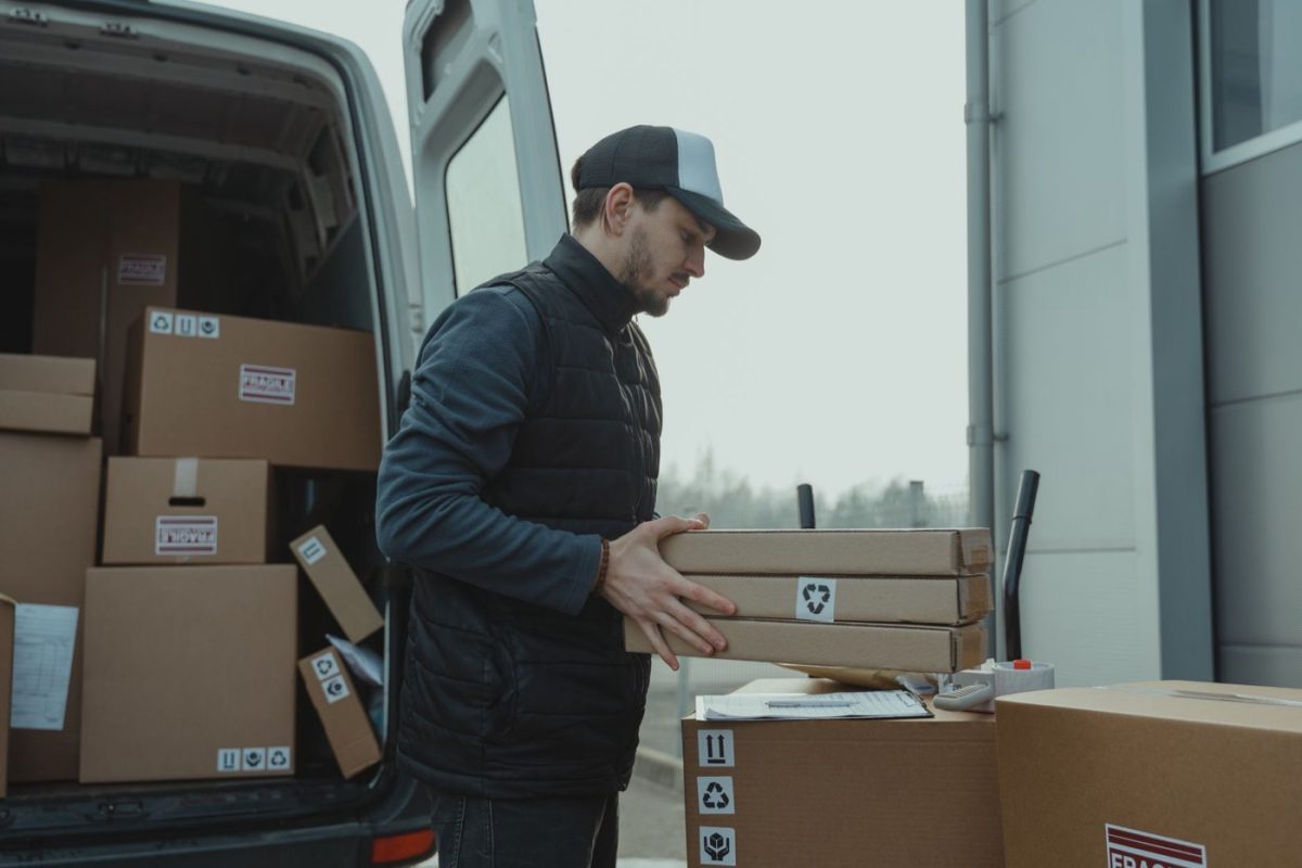 Amazon Shipping vs DPD : comparatif pour e‑commerce B2C
