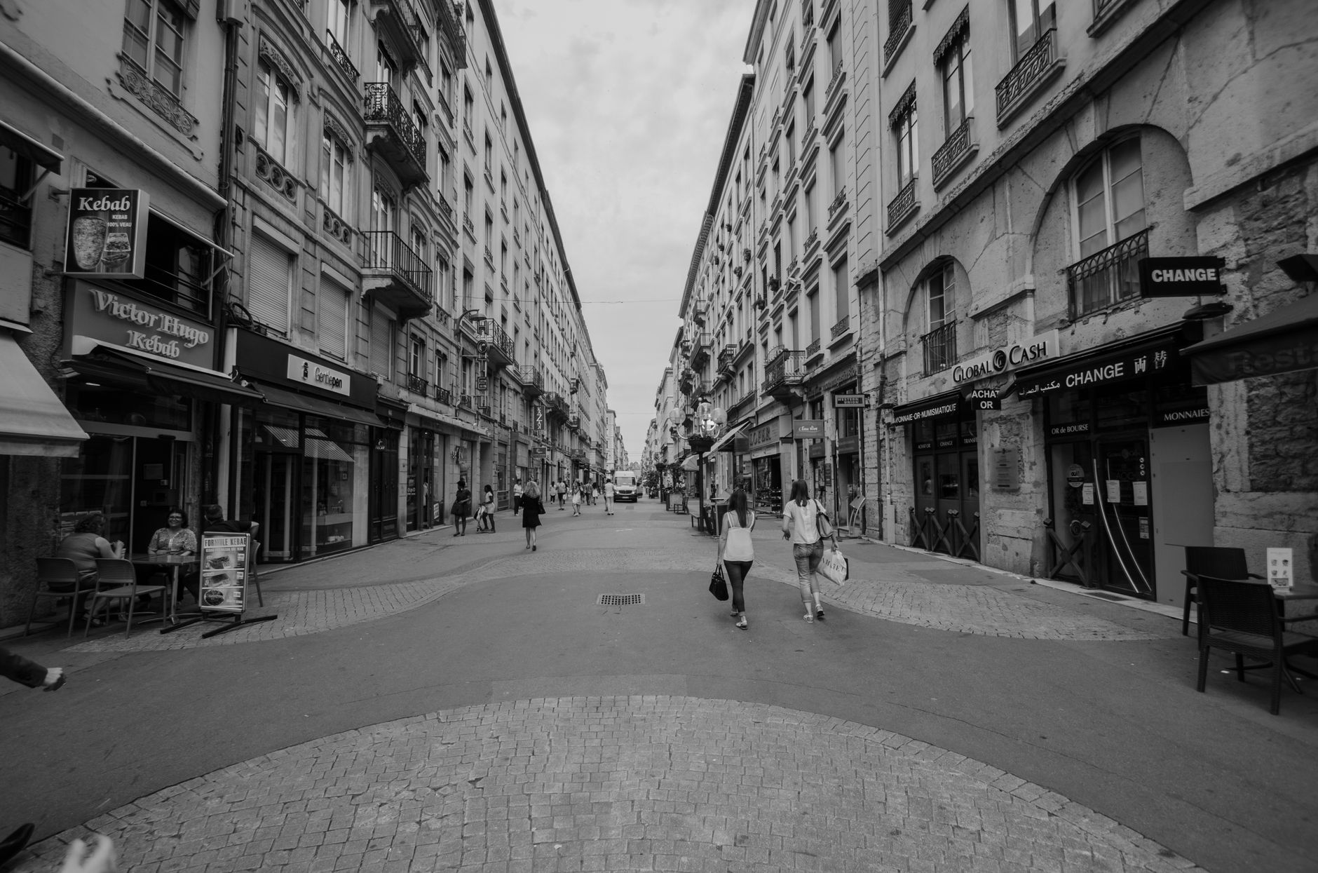 La Poste révolutionne la livraison de repas dans les zones rurales : pourquoi c'est crucial pour vous