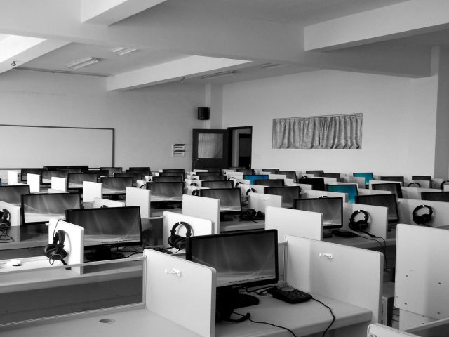 Optimiser la Logistique avec la SensingCam SEC200