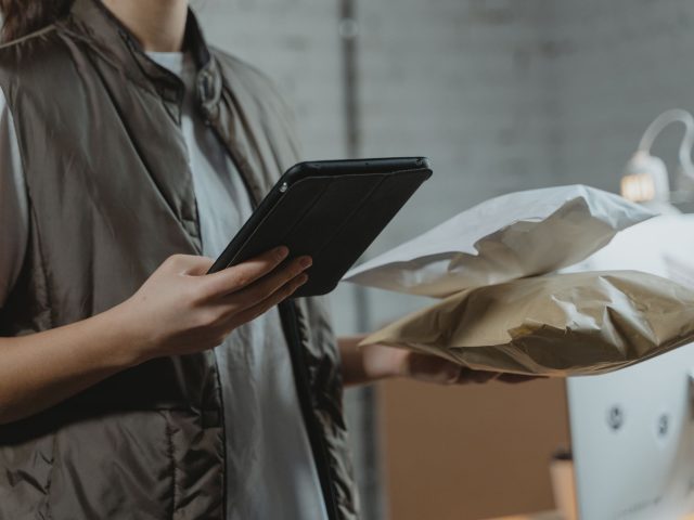 Intégrer les robots de livraison autonomes dans votre stratégie logistique