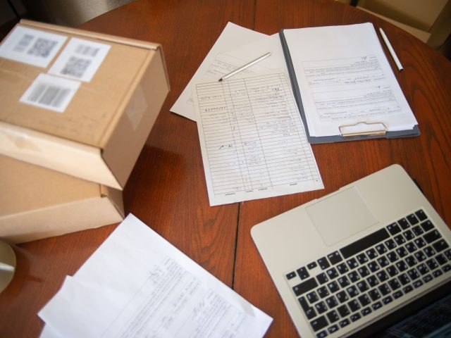 Comment La Poste a transformé la livraison de repas à domicile : un modèle à suivre pour votre entreprise